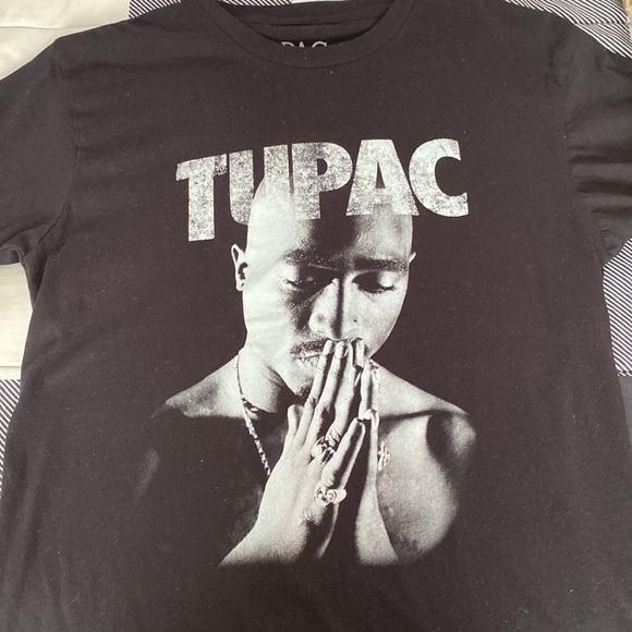 2pac short sleeve black shirt - Picture 2 of 2
